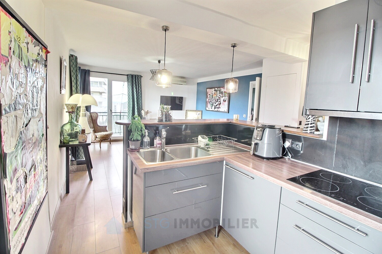 Vente T2 sur les hauteurs d’Ajaccio vue mer