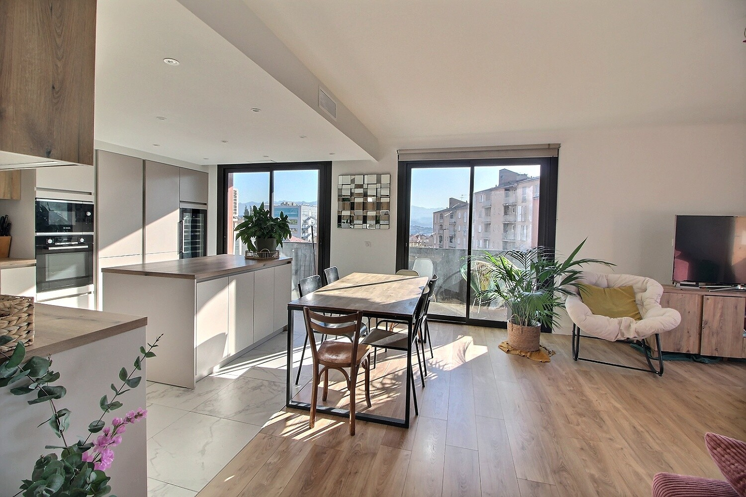 A vendre appartement F4 lycée Laetita