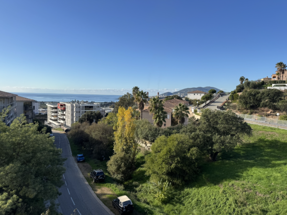 EXCLUSIVITÉ – VENTE APPARTEMENT T4 AU VAZZIO