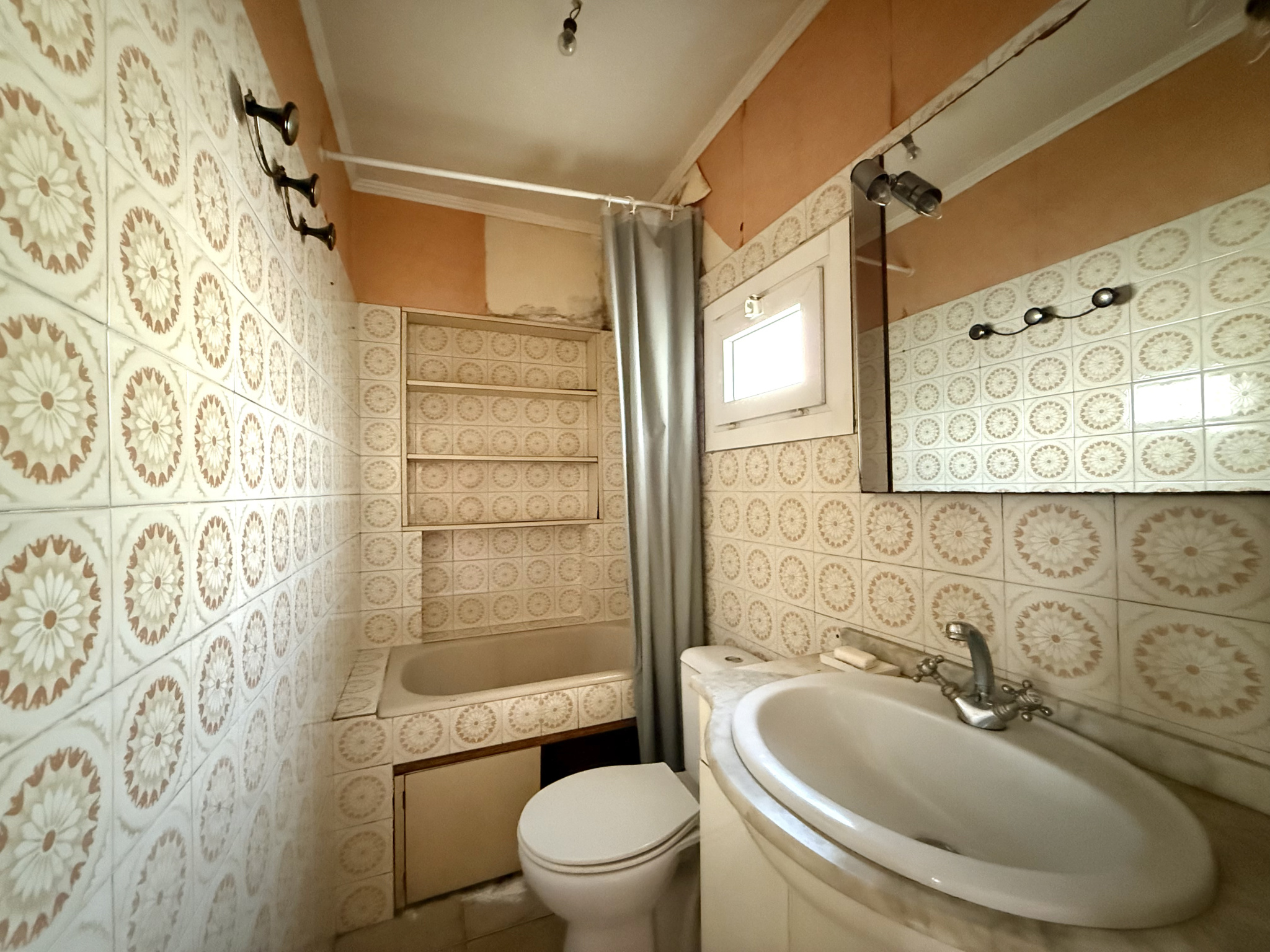 VENTE MAISON DE VILLE PROCHE COURS NAPOLEON