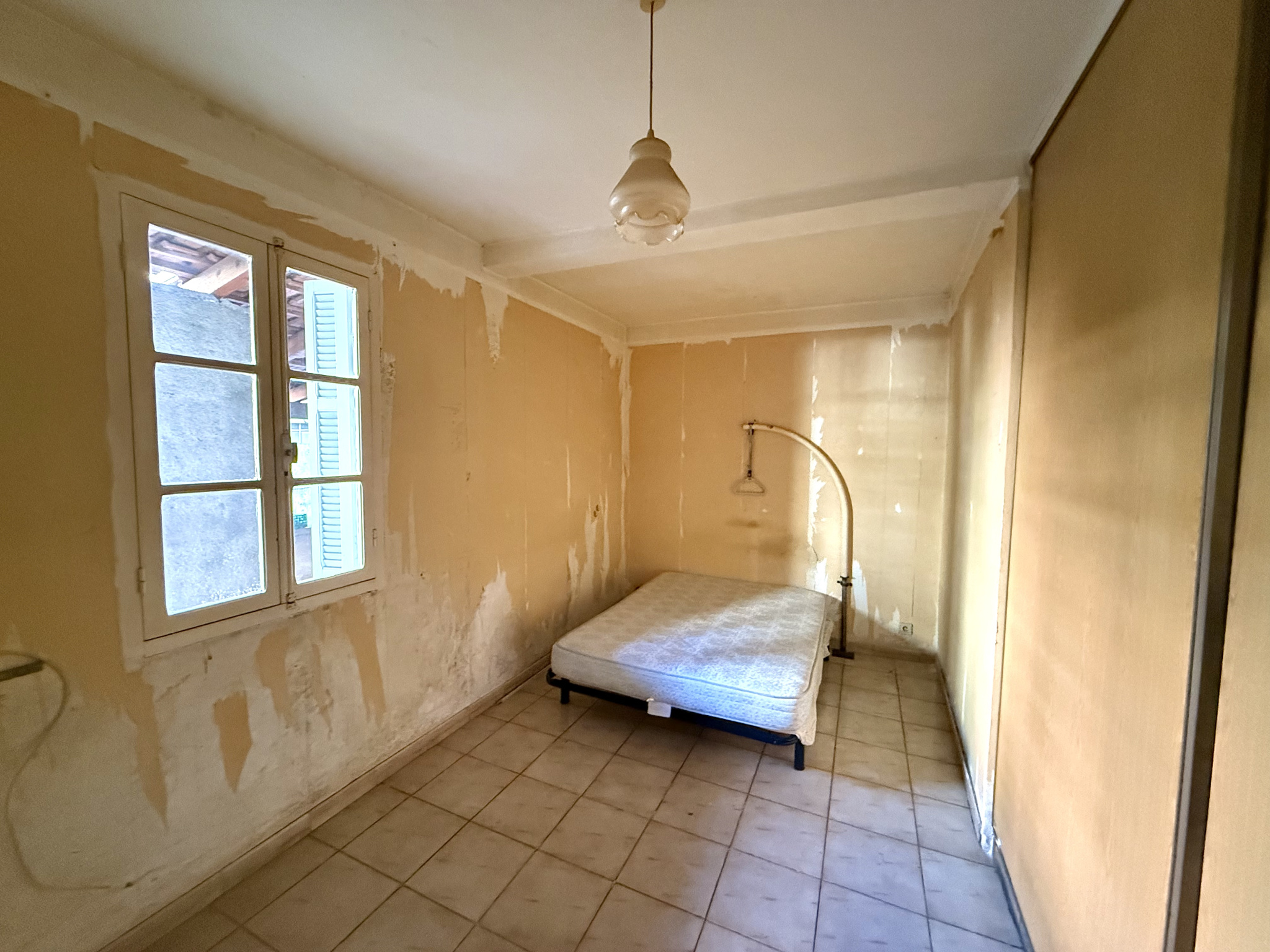 VENTE MAISON DE VILLE PROCHE COURS NAPOLEON