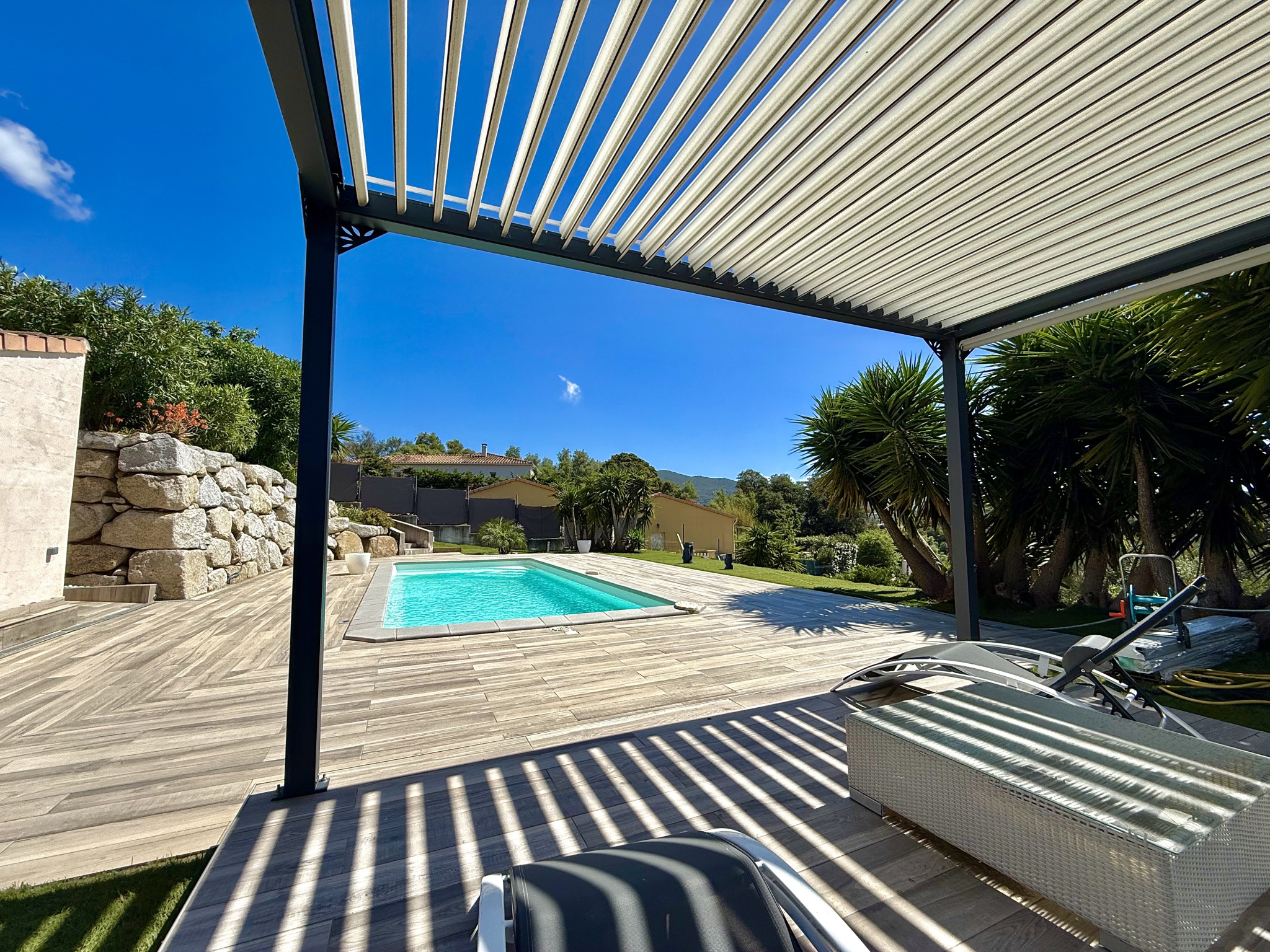 Vente villa avec piscine Bastelicaccia