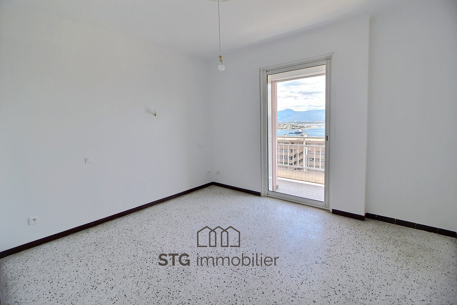 Location F3 Loretto
