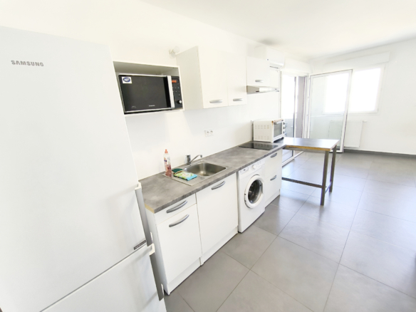 Location grand studio Ajaccio rocade